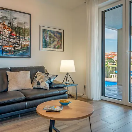 Vila Vali 1 By Interhome