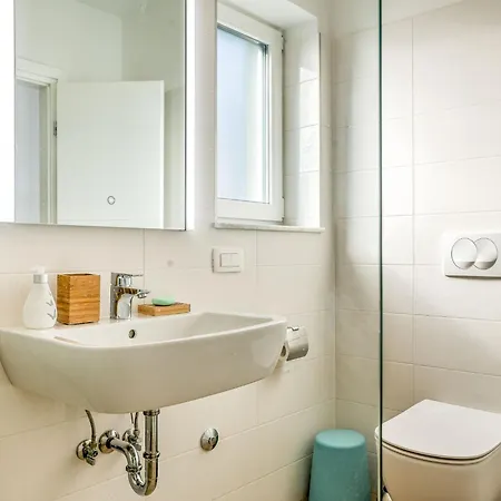 Vali 1 By Interhome Villa Vrbnik (Primorje-Gorski Kotar)